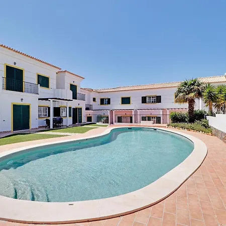 Apartment Happy Family Beach And Pool Apt Teleworking